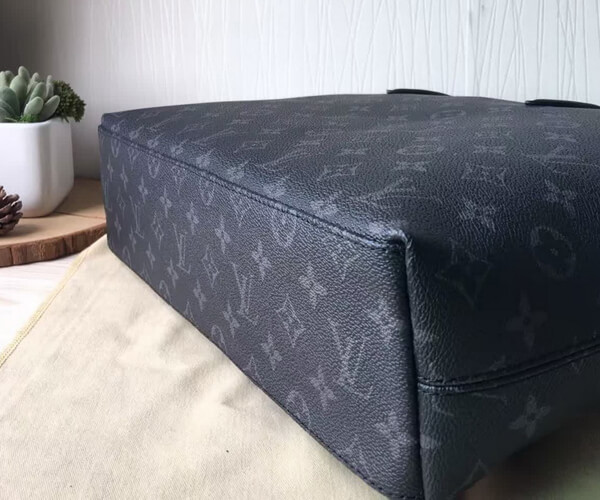 ルイヴィトン モノグラム スーパーコピーブリーフケースエクスプローラー M40566